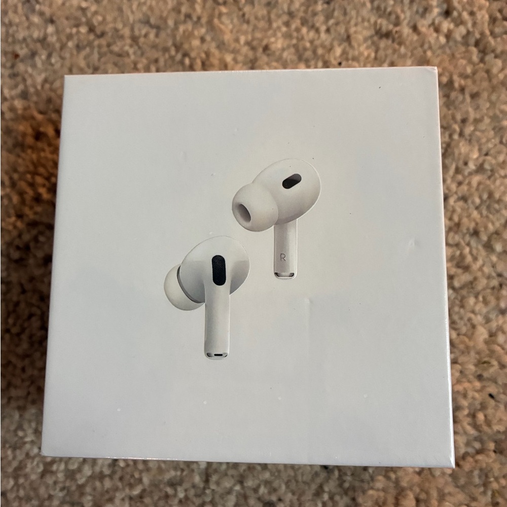 Apple AirPods Pro 2nd gen  White Wireless Earbuds